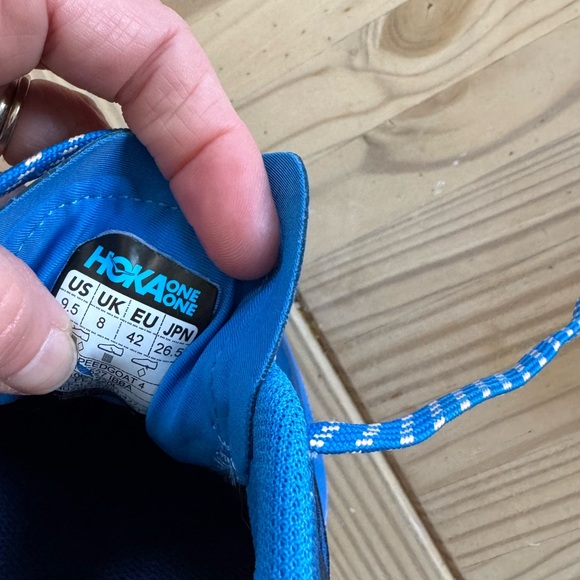 Womens Hoka Speedgoat 4 size 9.5 - Picture 5 of 7